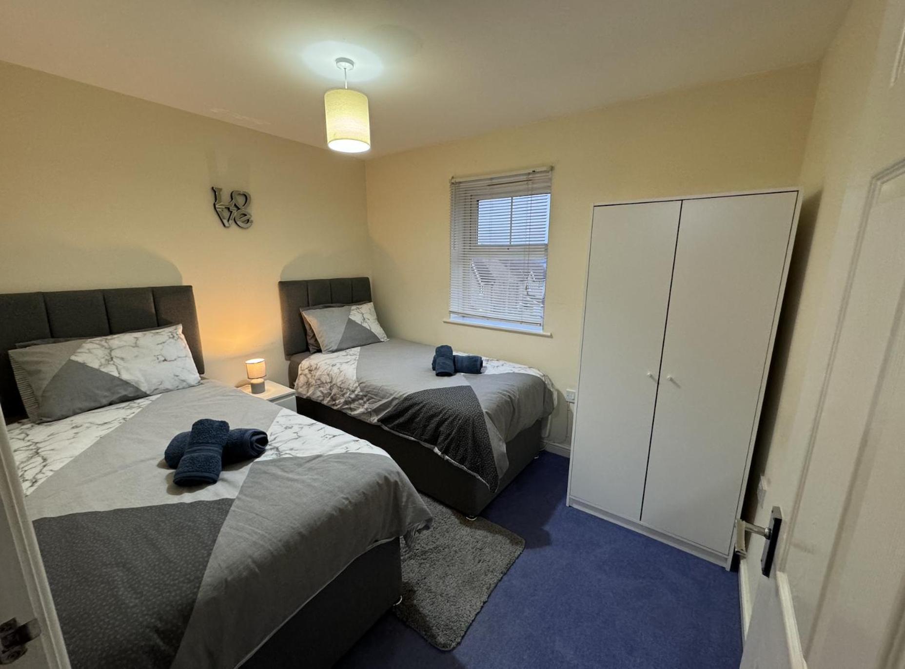Modern Penthouse Apartment Wellingborough Exterior photo
